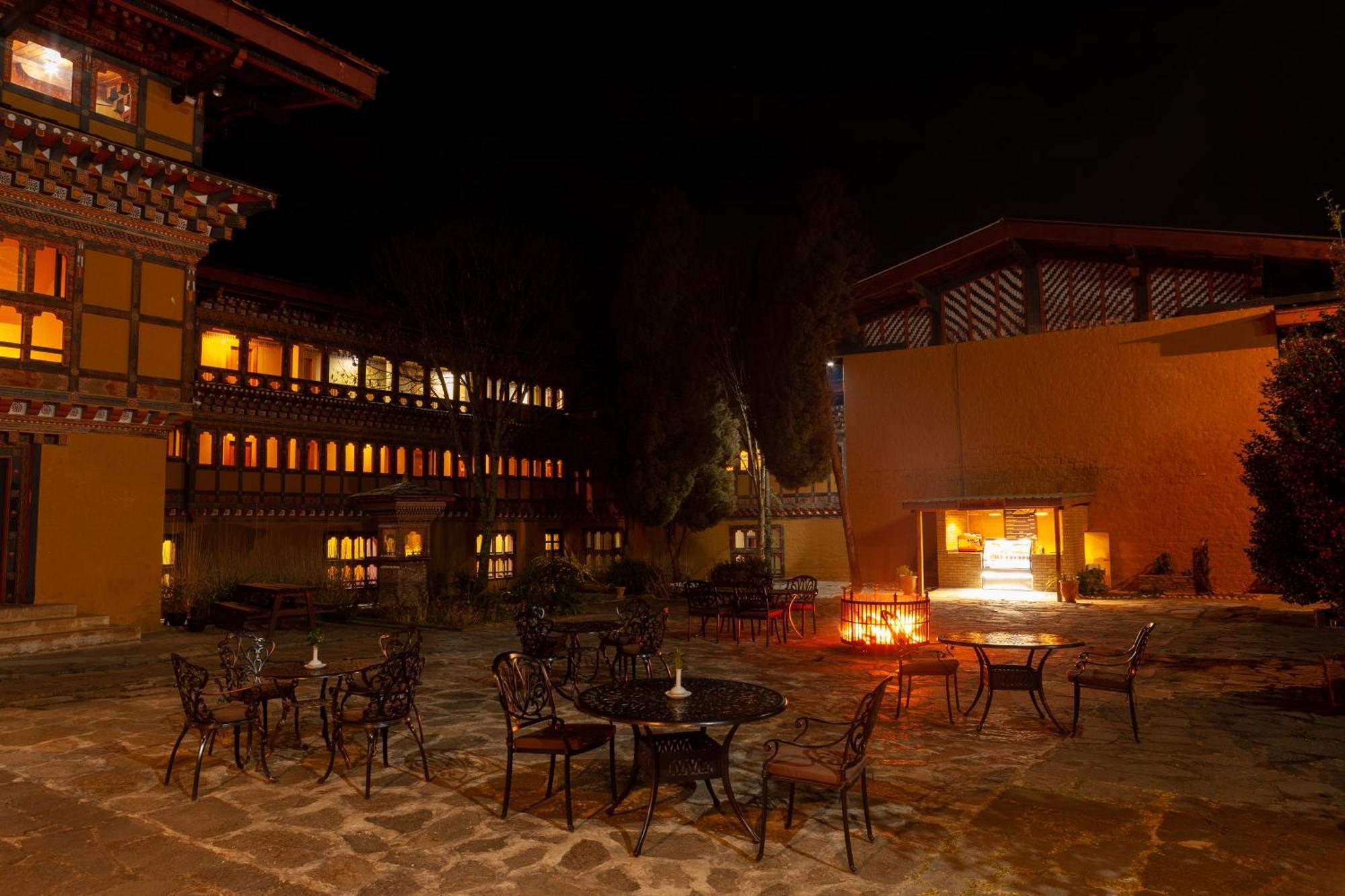 Hotel Olathang Паро Екстериор снимка